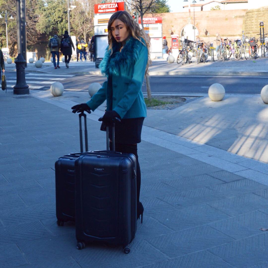 Rachele Viola, Traveler's Choice suitcase , Pitti Immagine 95, The Pitti Box, Firenze